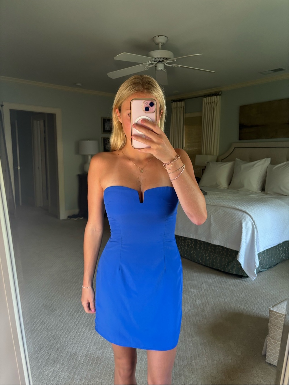 Mini dress